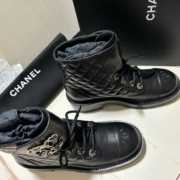 Chanel Quilted Combat Boots in Size 37.5 with Box & Dust bags. - Picture 3 of 7